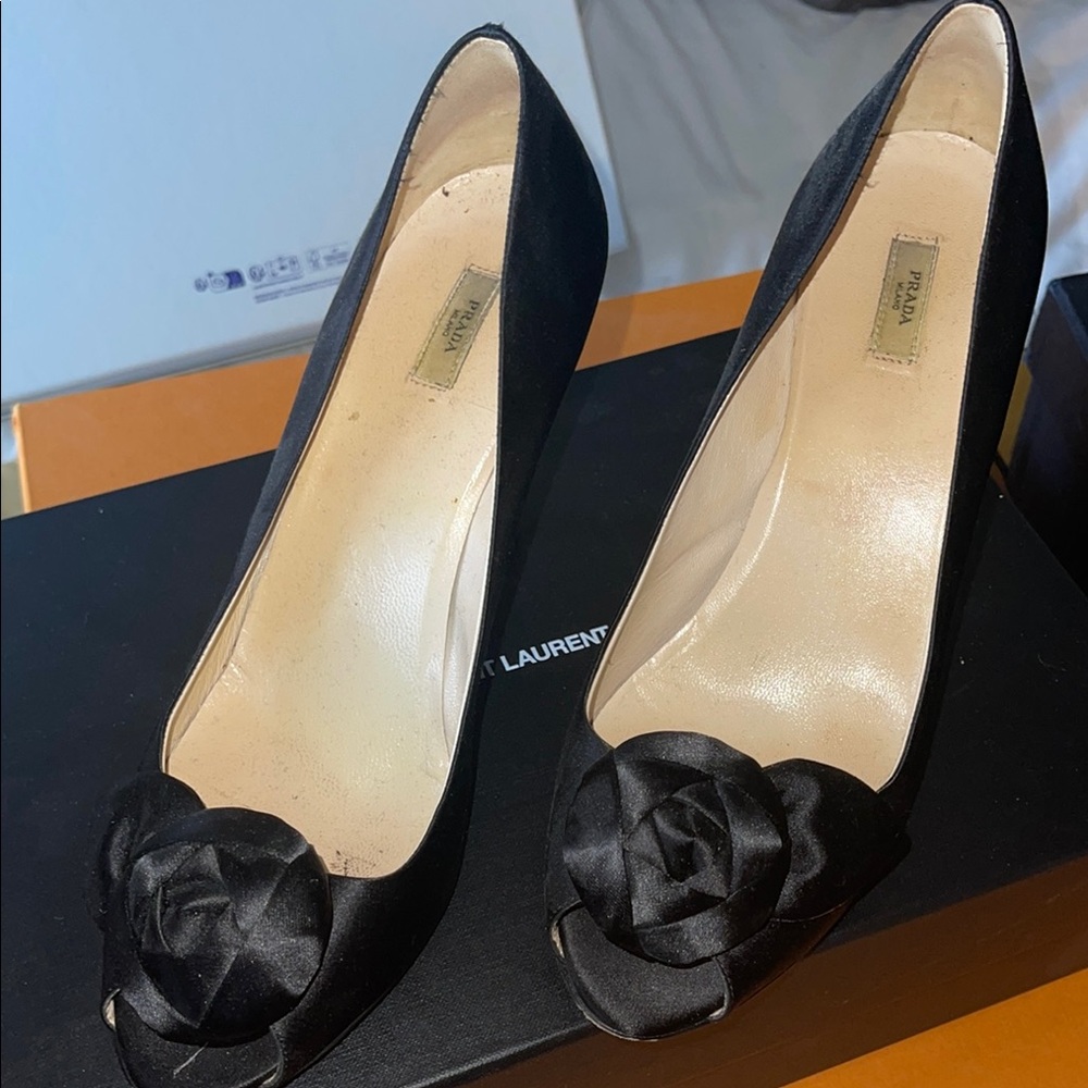 Prada Women's Black Satin Pumps with Floral Detail